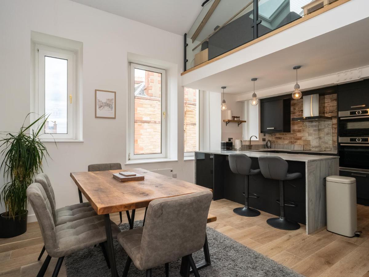 Pass The Keys Stunning 3 Bed Loft Style Apt With Free Parking EDI Exterior foto