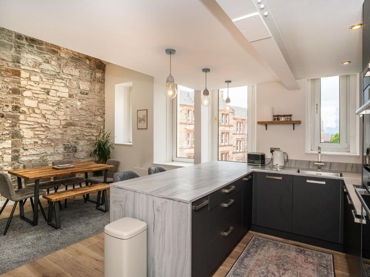 Pass The Keys Stunning 3 Bed Loft Style Apt With Free Parking EDI Exterior foto